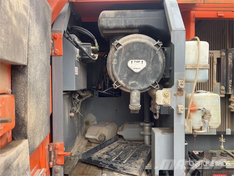Hitachi ZX210LC-6 Tracked Excavator Gravemaskiner på larvebånd