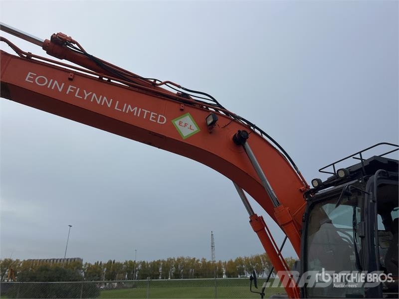 Hitachi ZX210LC-6 Tracked Excavator Gravemaskiner på larvebånd