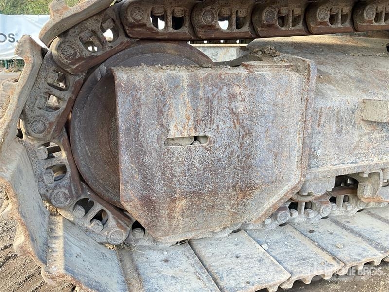 Hitachi ZX225US Crawler excavators