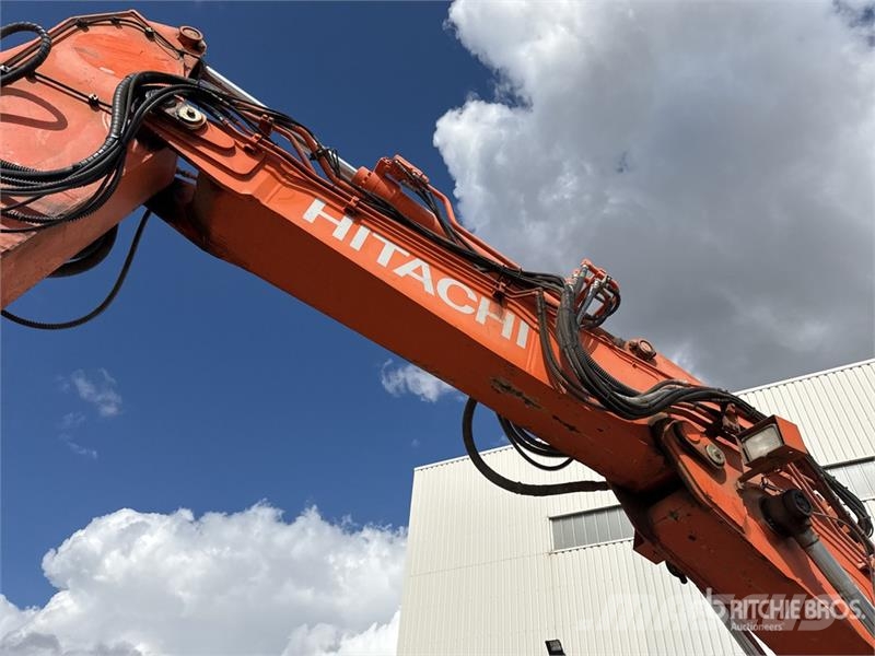 Hitachi ZX225USLC-6 Escavatori cingolati