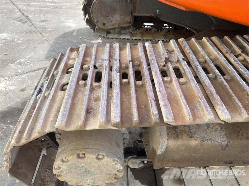 Hitachi ZX225USLC-6 Escavatori cingolati