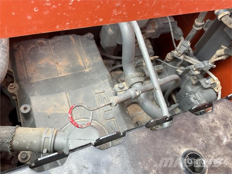 Hitachi ZX225USLC-7 Tracked Excavator Bageri gusjeničari