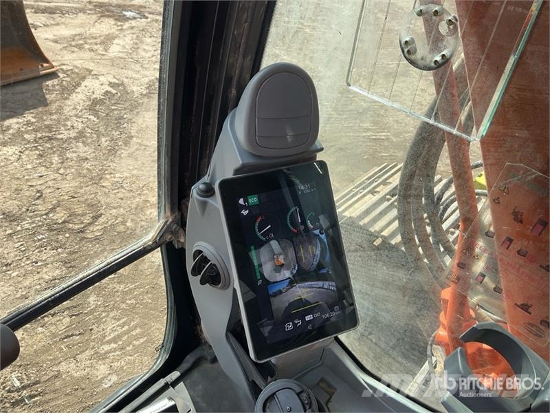 Hitachi ZX225USLC-7 Tracked Excavator Bageri gusjeničari