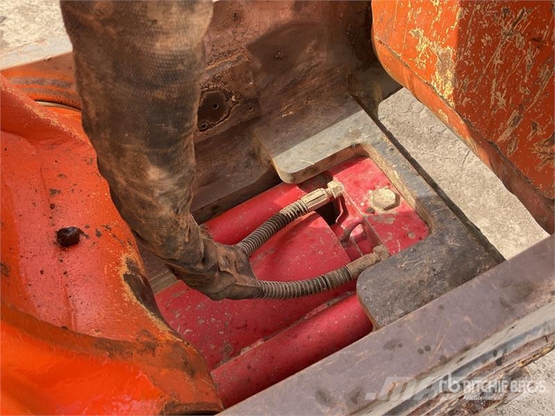 Hitachi ZX225USLC-7 Tracked Excavator Bageri gusjeničari