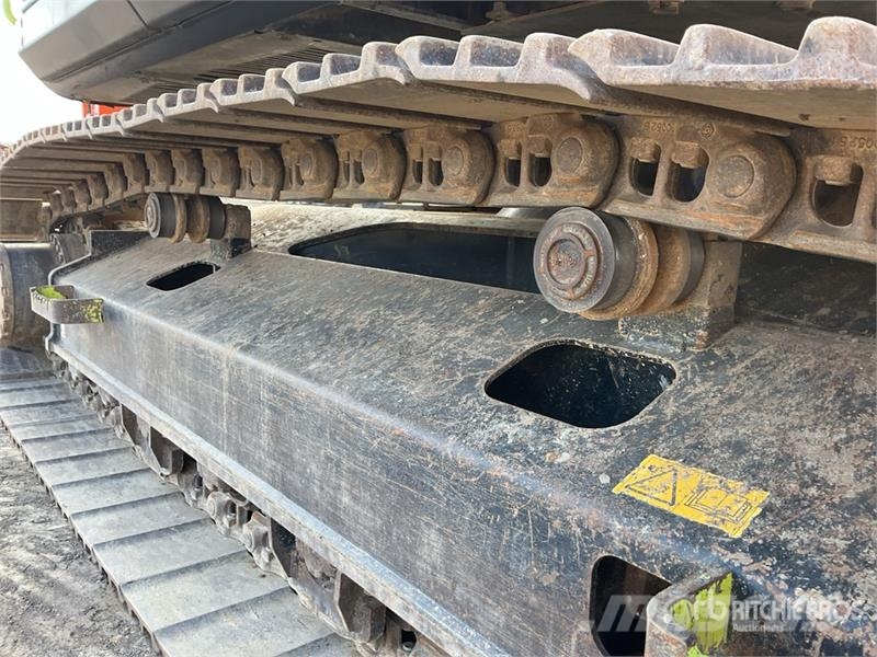 Hitachi ZX225USLC-7 Tracked Excavator Bageri gusjeničari