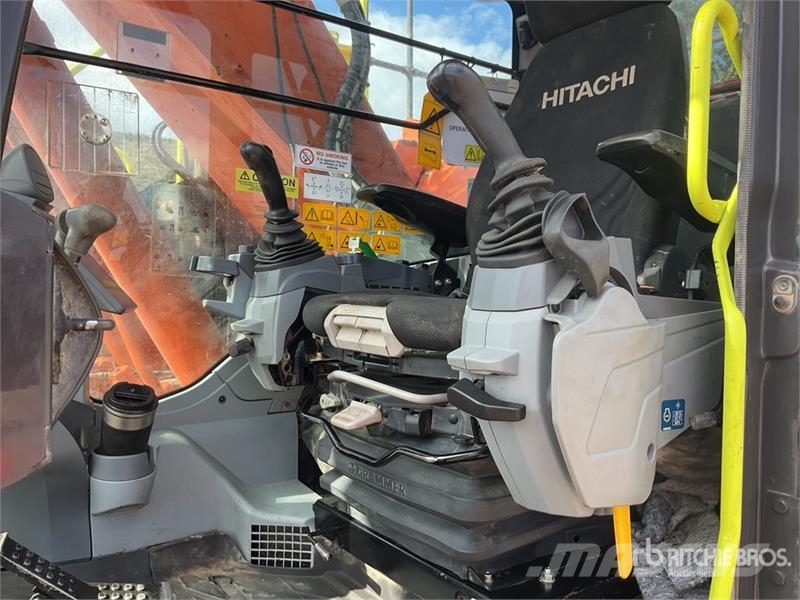 Hitachi ZX225USLC-7 Tracked Excavator Bageri gusjeničari
