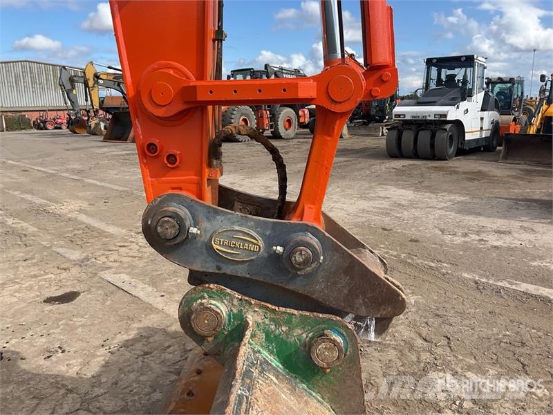 Hitachi ZX225USLC-7 Tracked Excavator Bageri gusjeničari
