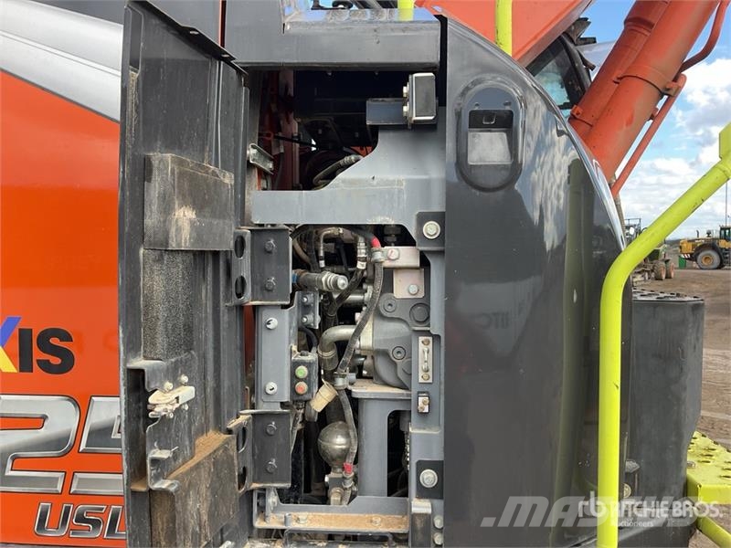 Hitachi ZX225USLC-7 Tracked Excavator Bageri gusjeničari