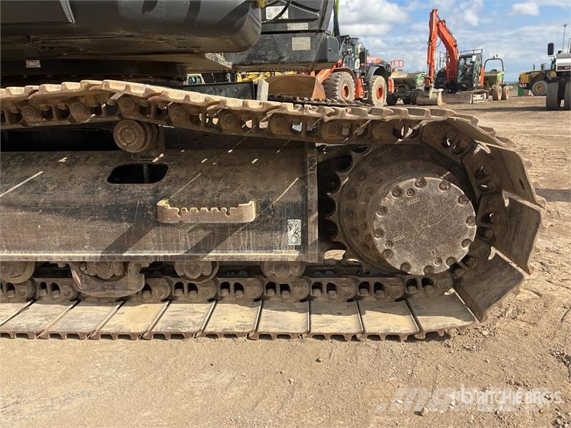 Hitachi ZX225USLC-7 Tracked Excavator Bageri gusjeničari