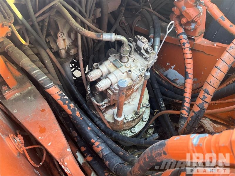 Hitachi ZX250LCN-3 Tracked Excavator حفارات زحافة
