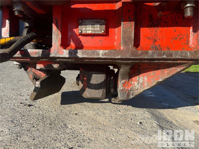 Hitachi ZX250LCN-3 Tracked Excavator حفارات زحافة