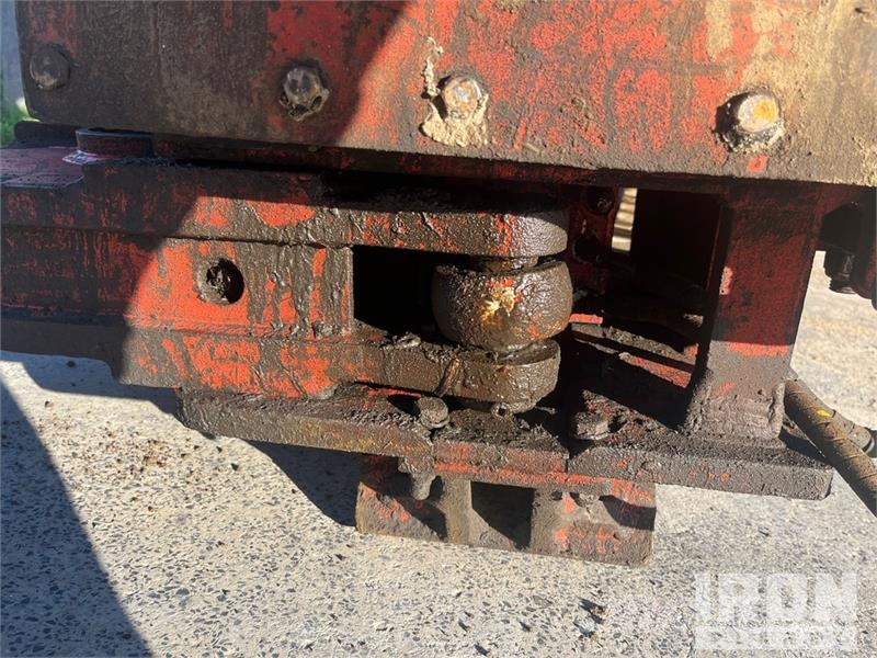 Hitachi ZX250LCN-3 Tracked Excavator حفارات زحافة