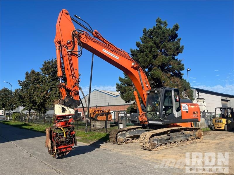 Hitachi ZX250LCN-3 Tracked Excavator حفارات زحافة