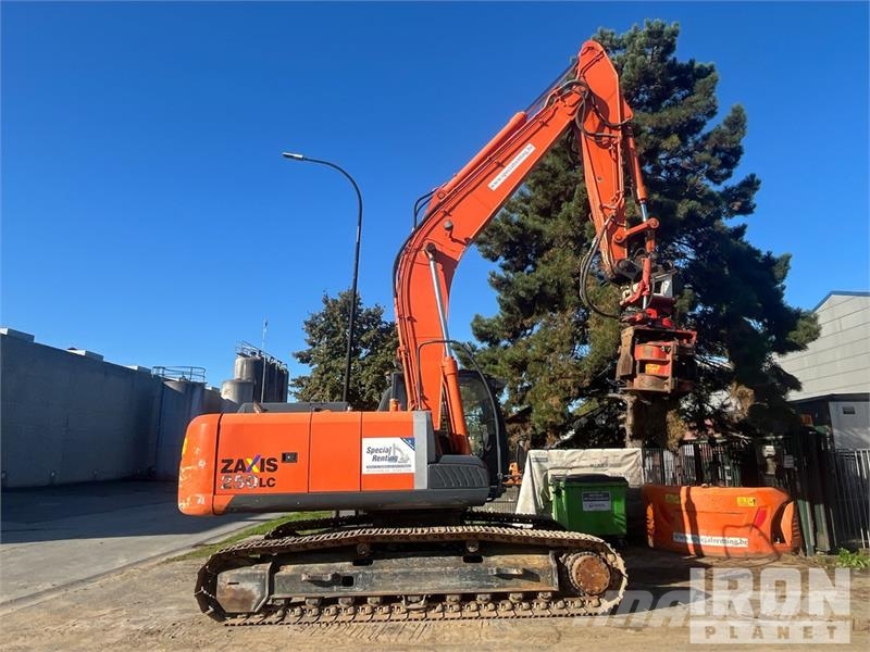 Hitachi ZX250LCN-3 Tracked Excavator حفارات زحافة