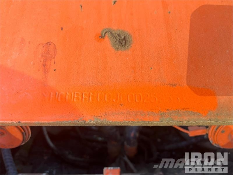 Hitachi ZX250LCN-3 Tracked Excavator حفارات زحافة