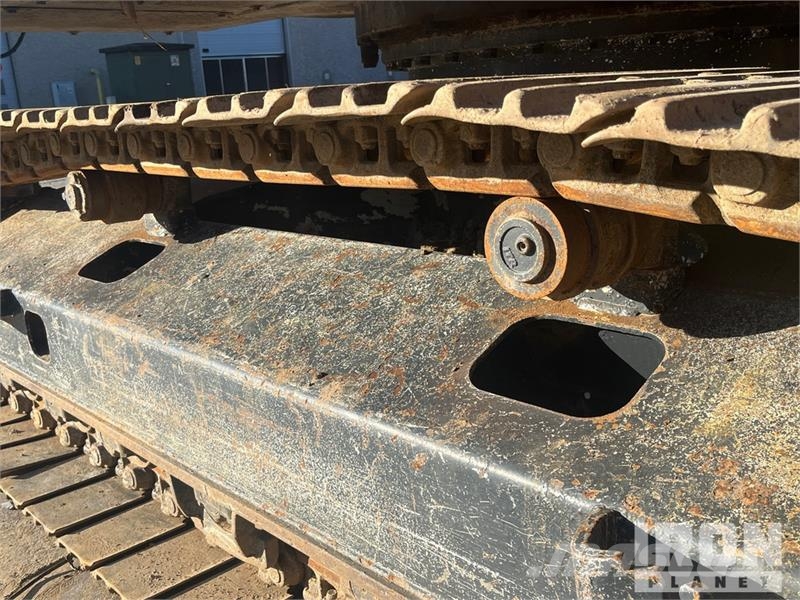 Hitachi ZX250LCN-3 Tracked Excavator حفارات زحافة