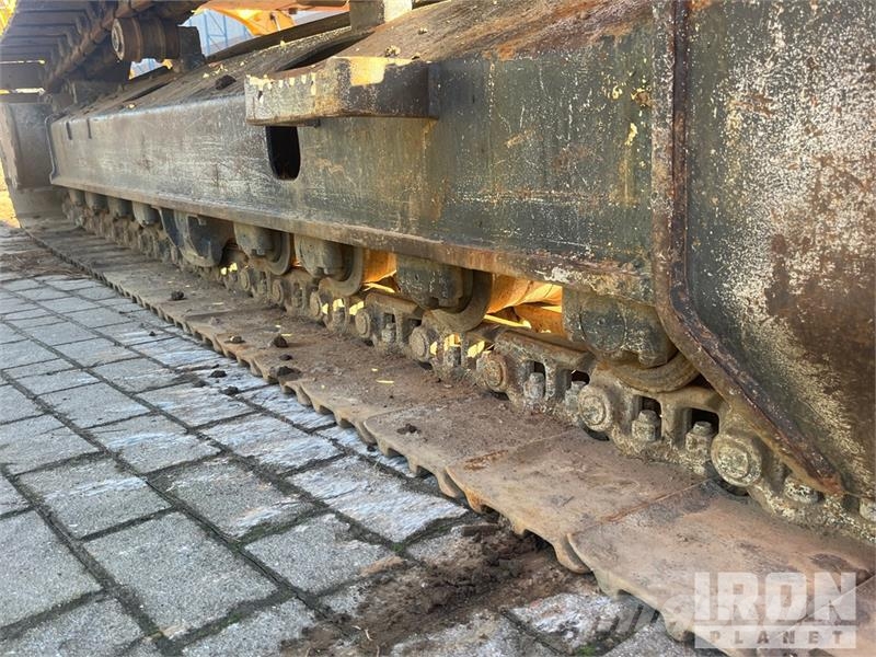 Hitachi ZX250LCN-3 Tracked Excavator حفارات زحافة