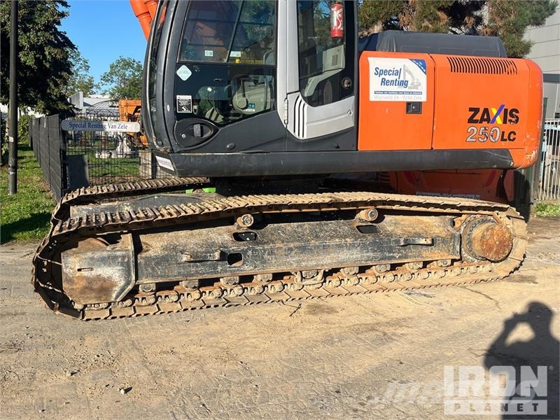 Hitachi ZX250LCN-3 Tracked Excavator حفارات زحافة