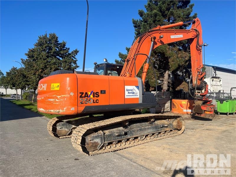 Hitachi ZX250LCN-3 Tracked Excavator حفارات زحافة