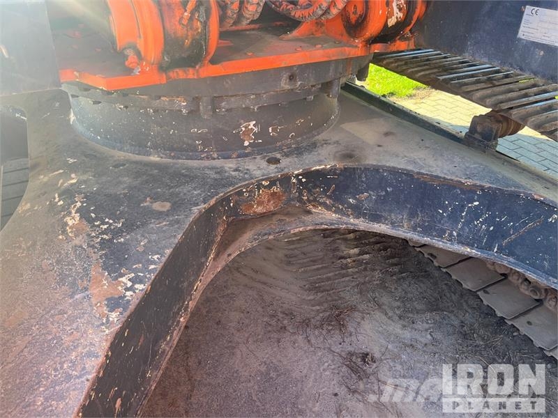 Hitachi ZX250LCN-3 Tracked Excavator حفارات زحافة