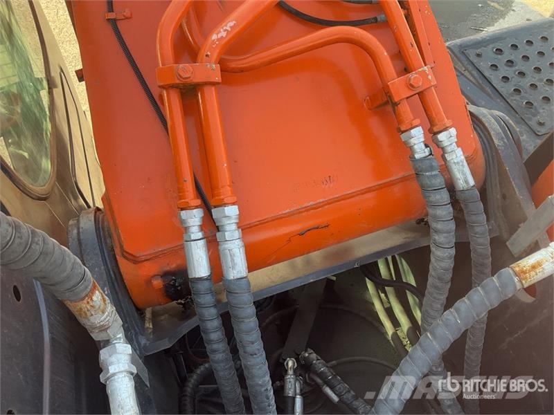 Hitachi ZX260LC-3G Tracked Excavator Raupenbagger