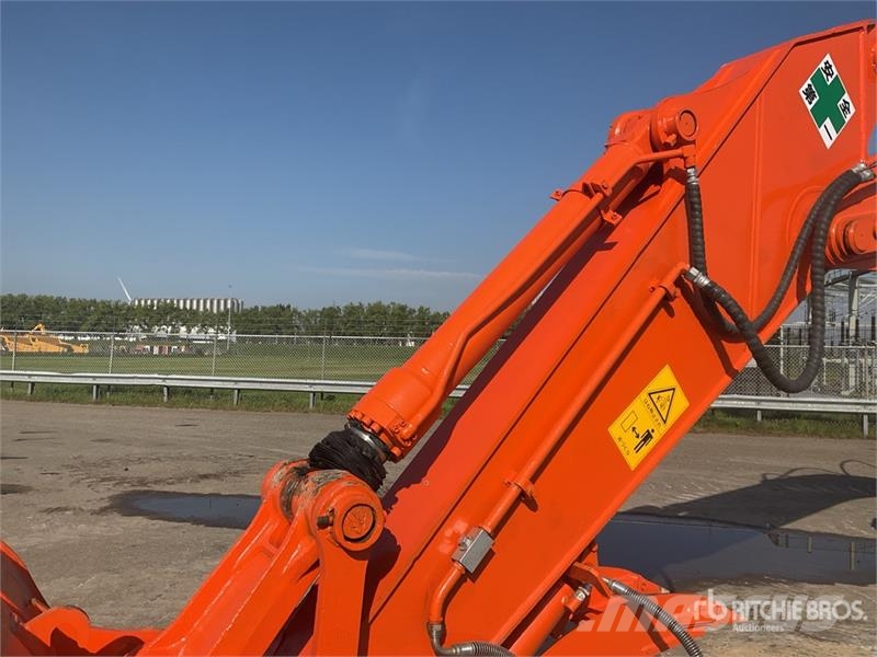 Hitachi ZX260LC-3G Tracked Excavator Raupenbagger