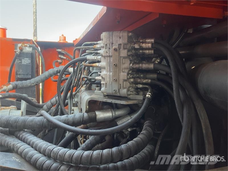 Hitachi ZX260LC-3G Tracked Excavator Raupenbagger