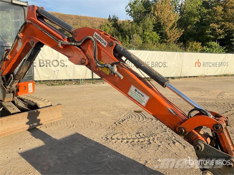 Hitachi ZX26U-6 Mini Excavator Minikaivukoneet < 7t