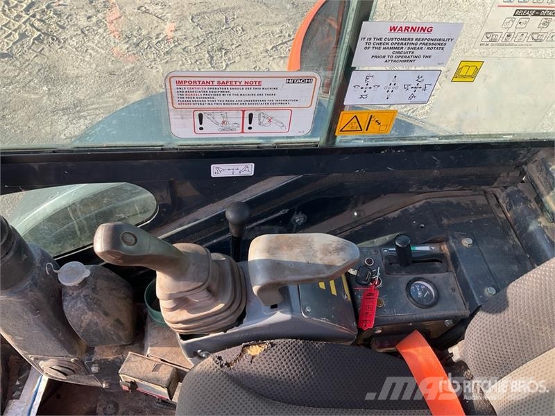Hitachi ZX26U-6 Mini Excavator Minikaivukoneet < 7t