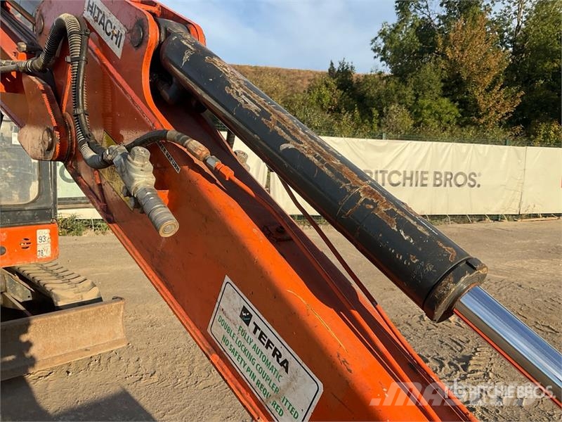 Hitachi ZX26U-6 Mini Excavator Minikaivukoneet < 7t