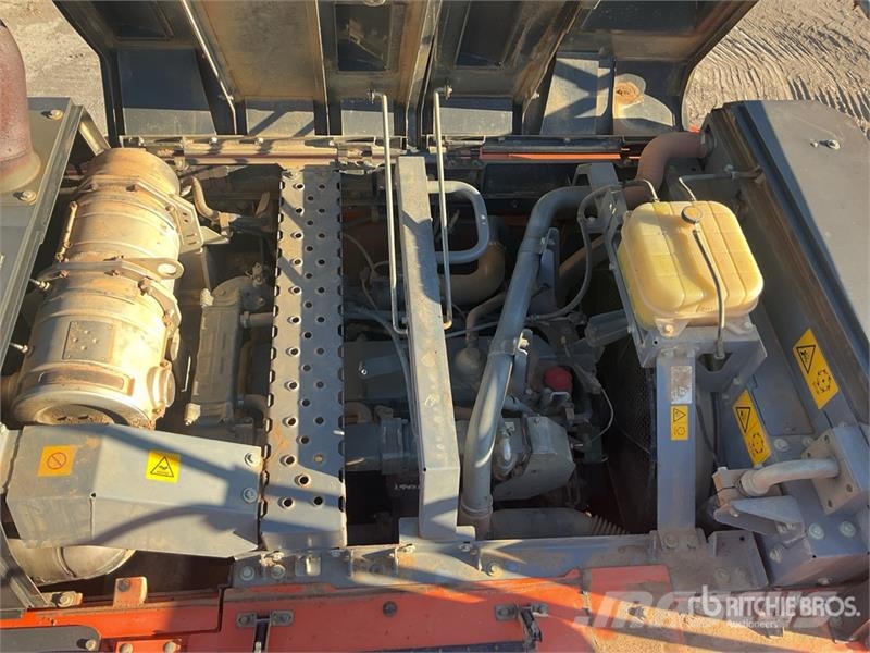 Hitachi ZX300LC-6 Tracked Excavator Bageri guseničari