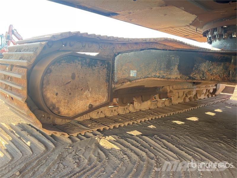 Hitachi ZX300LC-6 Tracked Excavator Bageri guseničari