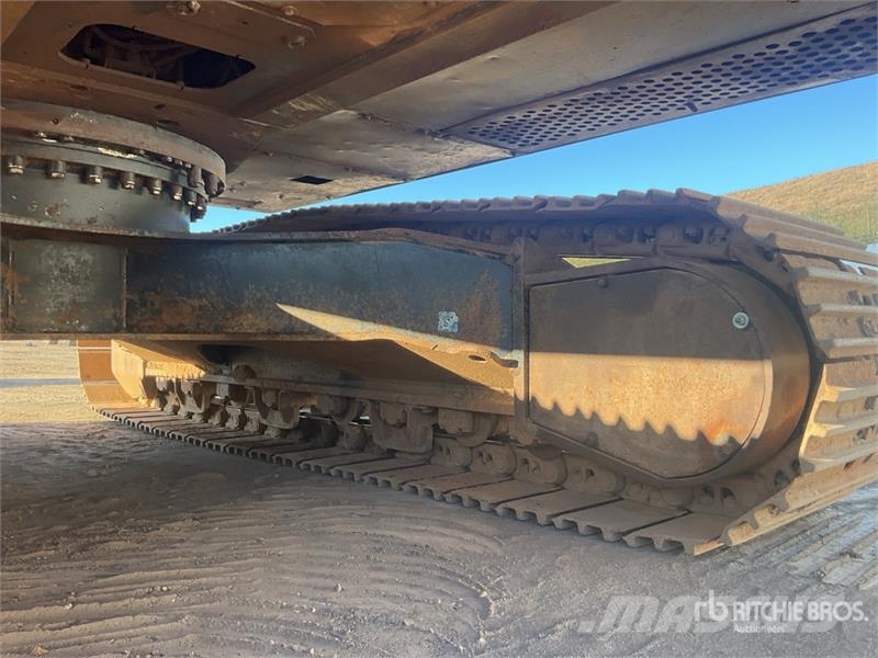 Hitachi ZX300LC-6 Tracked Excavator Bageri guseničari