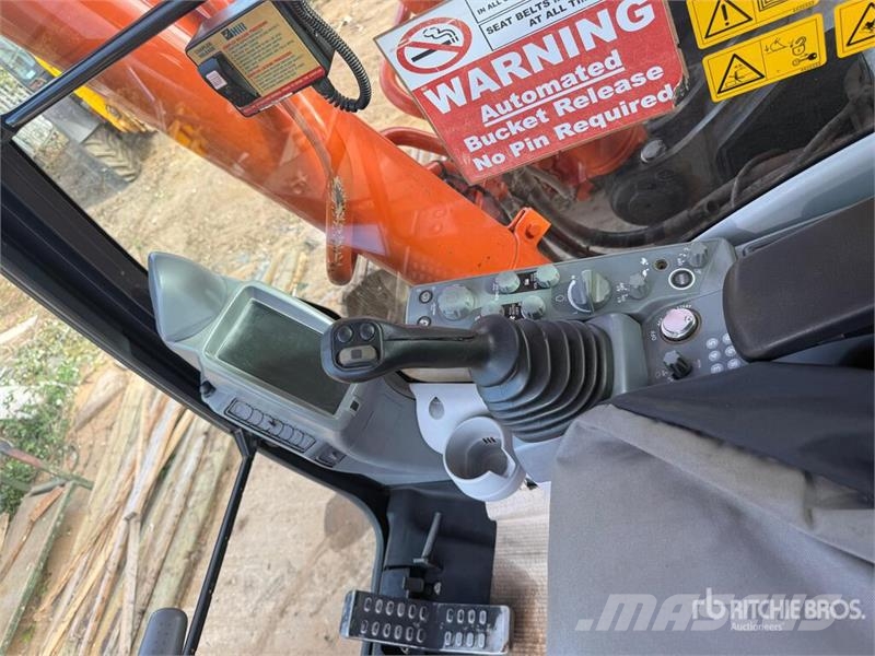 Hitachi ZX300LC-6 Tracked Excavator Crawler excavators