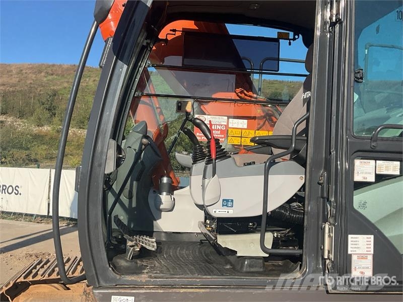 Hitachi ZX300LC-6 Tracked Excavator Bageri guseničari