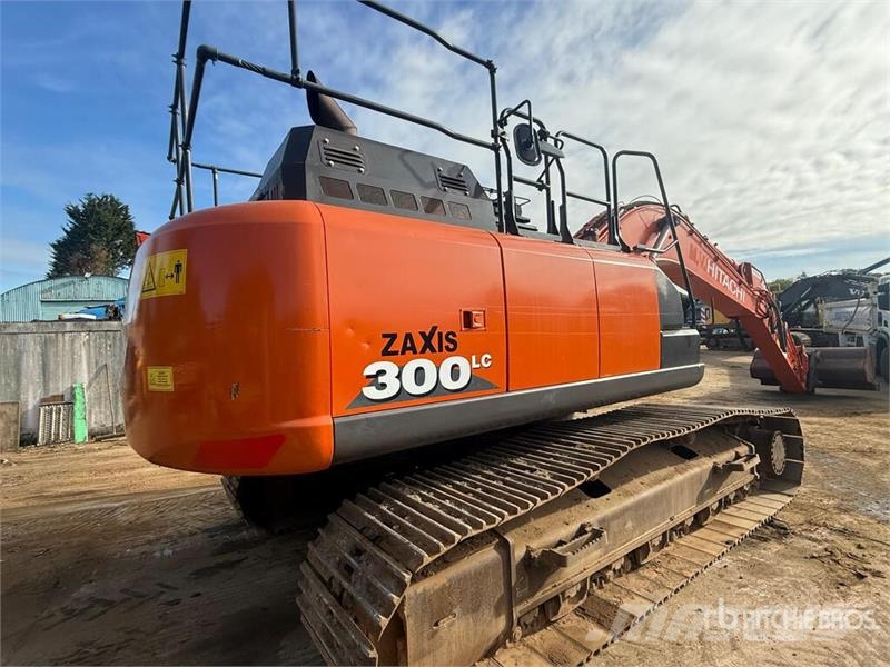 Hitachi ZX300LC-6 Tracked Excavator Crawler excavators