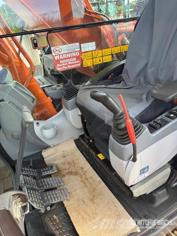 Hitachi ZX300LC-6 Tracked Excavator Crawler excavators