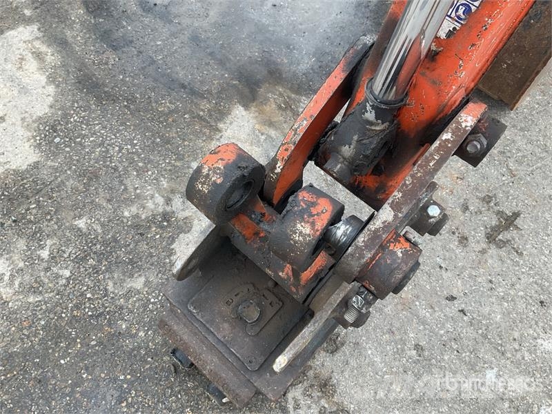 Hitachi ZX33U-5A CLR Mini Excavator Mini excavatoare < 7t