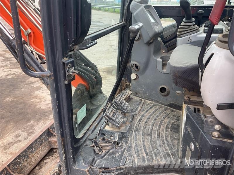 Hitachi ZX33U-5A CLR Mini Excavator Mini excavatoare < 7t