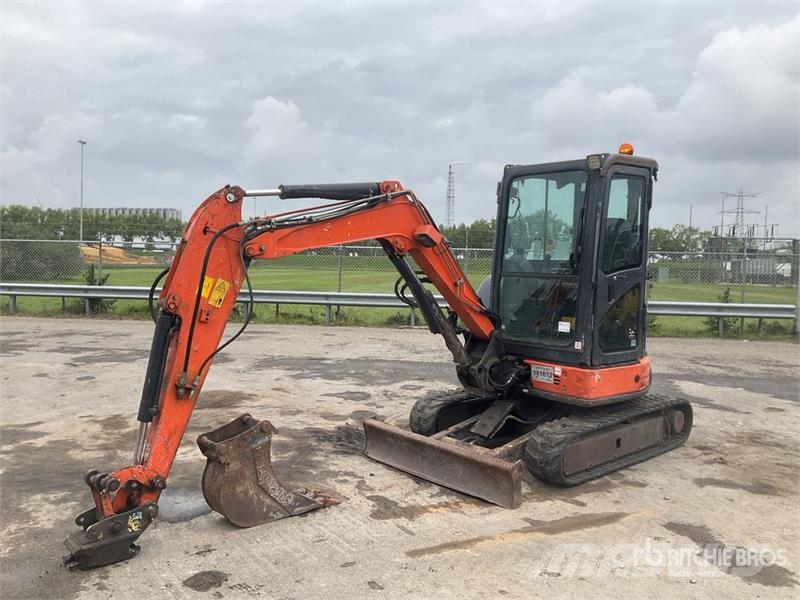 Hitachi ZX33U-5A CLR Mini Excavator Mini excavatoare < 7t