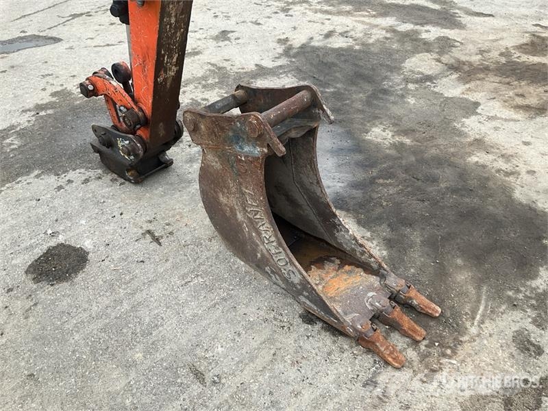 Hitachi ZX33U-5A CLR Mini Excavator Mini excavatoare < 7t
