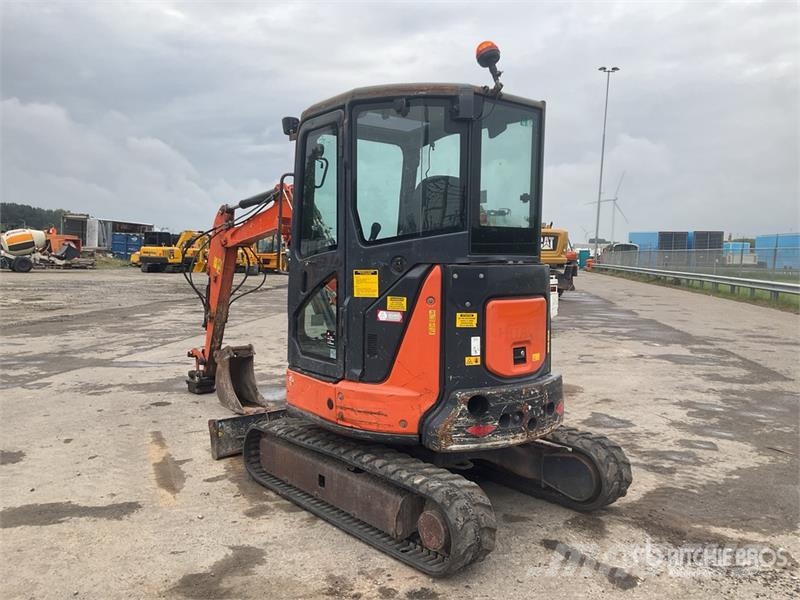 Hitachi ZX33U-5A CLR Mini Excavator Mini excavatoare < 7t