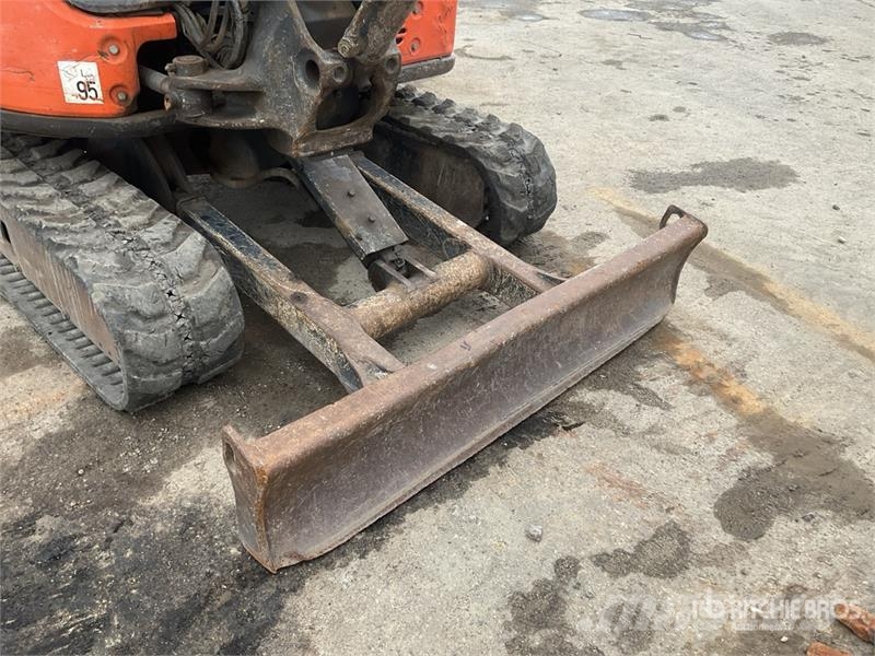 Hitachi ZX33U-5A CLR Mini Excavator Mini excavatoare < 7t