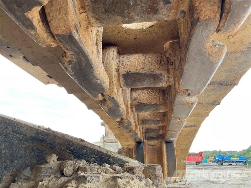 Hitachi ZX350LCH-6 Tracked Excavator Crawler excavators