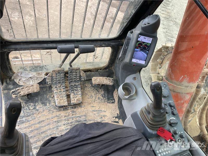 Hitachi ZX350LCH-6 Tracked Excavator Crawler excavators