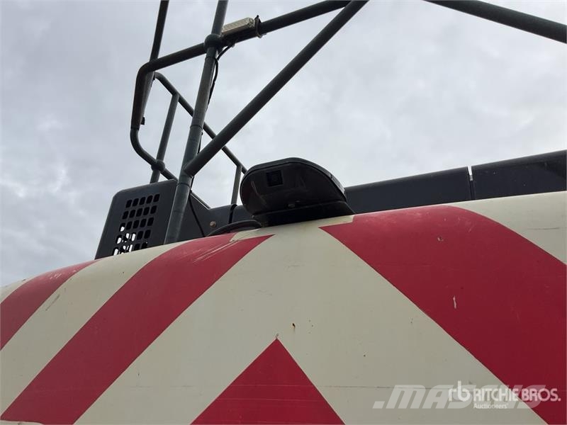 Hitachi ZX350LCH-6 Tracked Excavator Crawler excavators