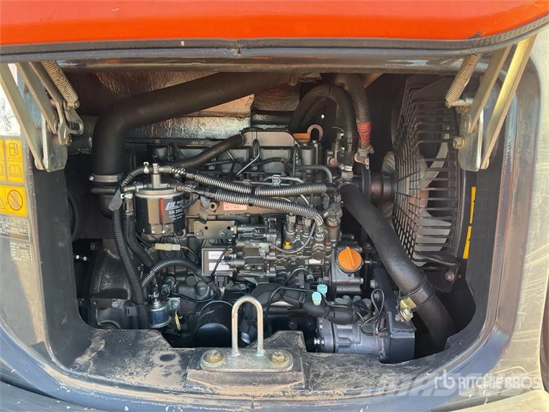 Hitachi ZX55U-5A CLR Mini Excavator حفارات صغيرة أقل من 7 طن (حفارات صغيرة)