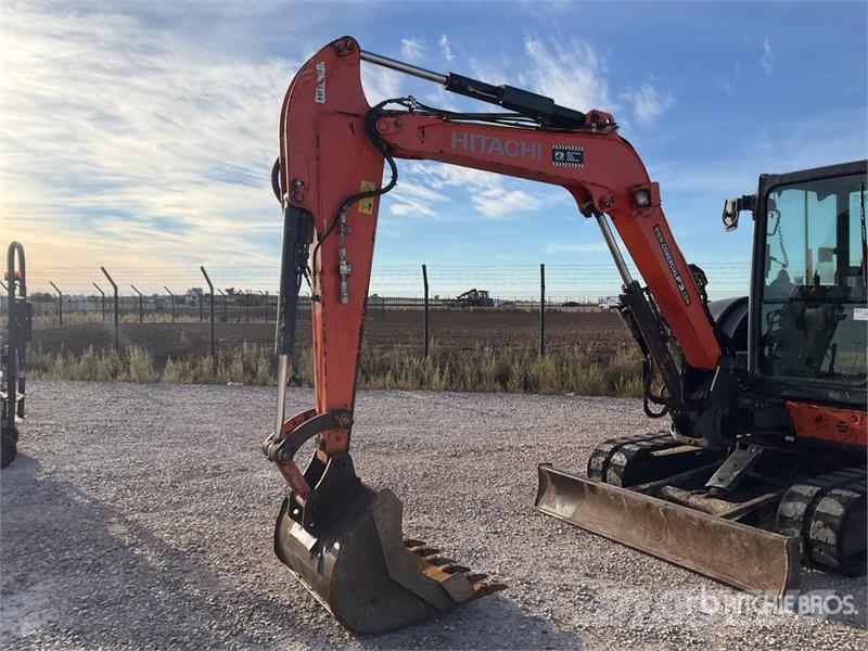 Hitachi ZX55U-5A CLR Mini Excavator حفارات صغيرة أقل من 7 طن (حفارات صغيرة)