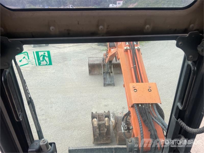 Purchase Hitachi ZX60USB mini excavators < 7t (mini diggers), Bid