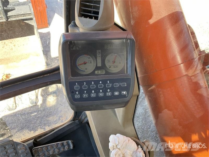 Hitachi ZX670LCH-3 Tracked Excavator Bageri gusjeničari